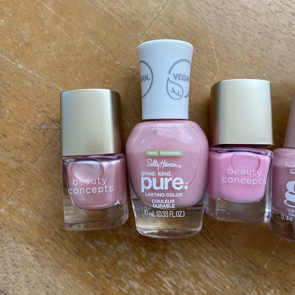 💖🎀 pink nail polish bundle - Picture 3 of 4